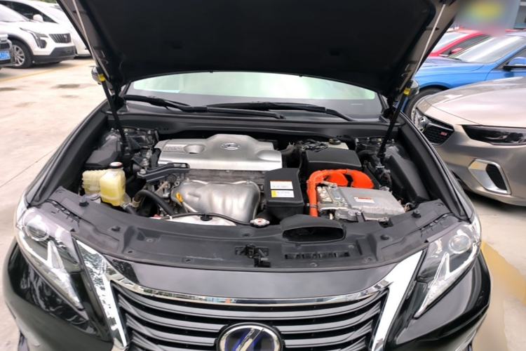 Used Lexus ES 2015 300h Comfort Edition Engine Bay
