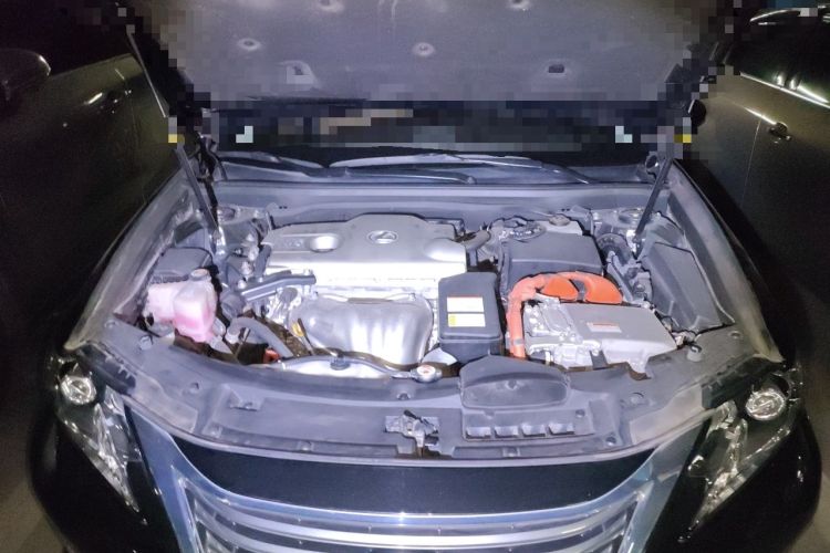 Used Lexus ES 2015 300h Comfort Edition Engine Bay
