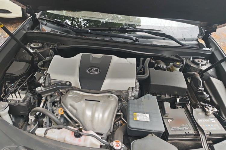 Used Lexus ES 2015 200 Elite Edition Engine Bay