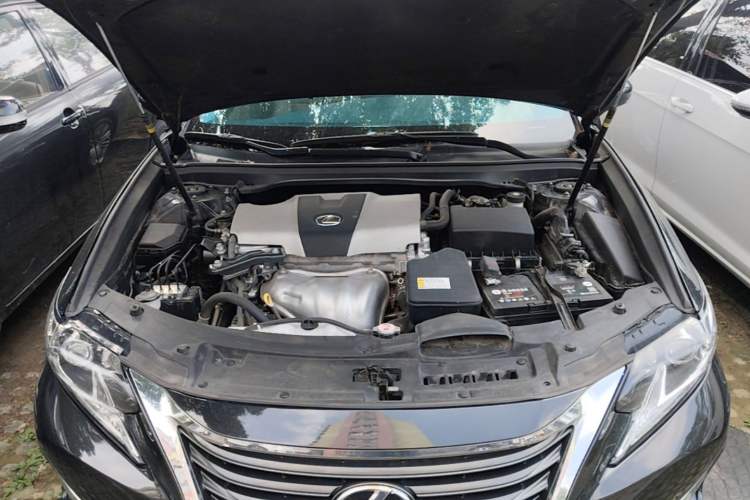 Used Lexus ES 2015 200 Elite Edition Engine Bay