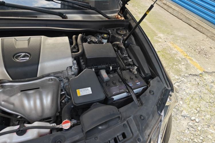 Used Lexus ES 2015 200 Elite Edition Engine Bay Left