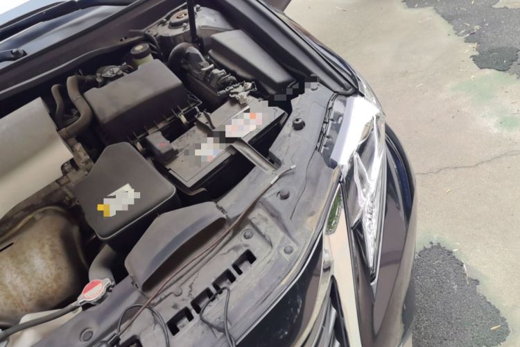 Used Lexus ES 2015 200 Comfort Edition Engine Bay Left