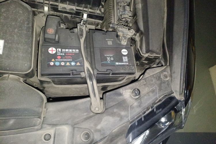 Used Lexus ES 2015 200 Elite Edition Engine Bay Left