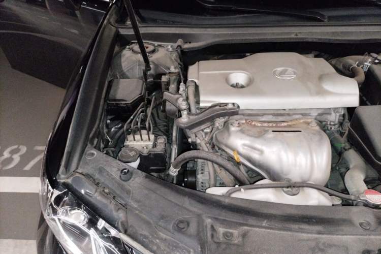Used Lexus ES 2015 250 Elegant Edition Engine Bay Right