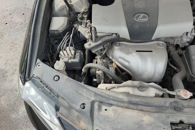 Used Lexus ES 2015 200 Elite Edition Engine Bay Right