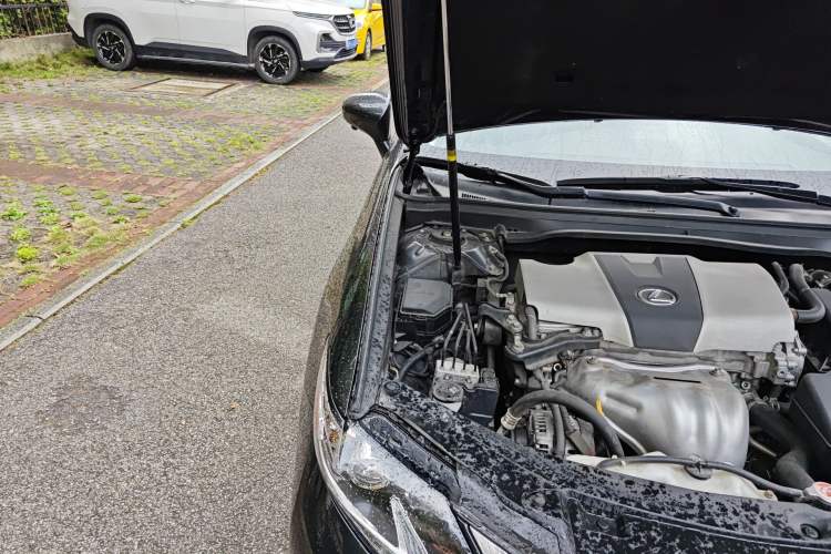 Used Lexus ES 2015 200 Elite Edition Engine Bay Right