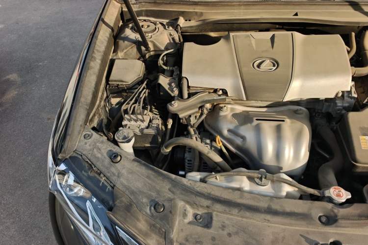 Used Lexus ES 2015 200 Elite Edition Engine Bay Right