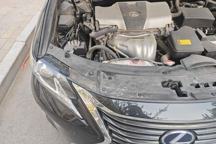 Used Lexus ES 2015 200 Elite Edition Engine Bay Right