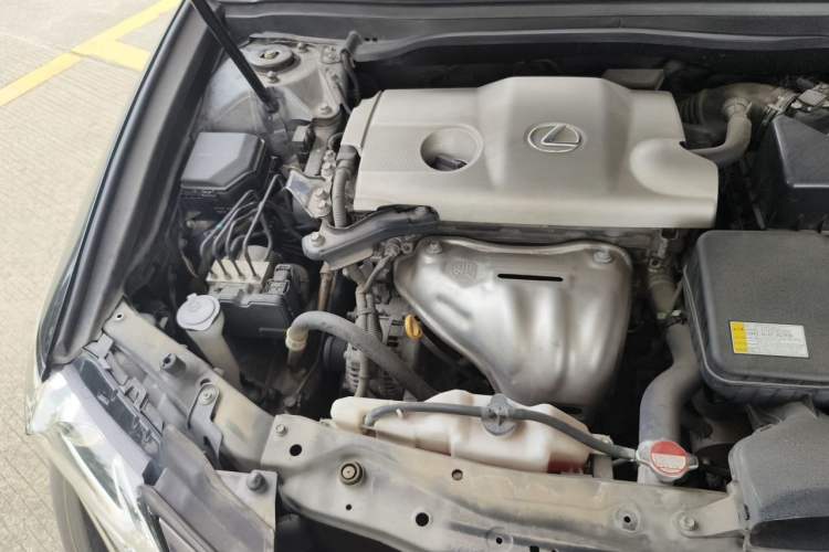 Used Lexus ES 2015 250 Elegant Edition Engine Bay Right