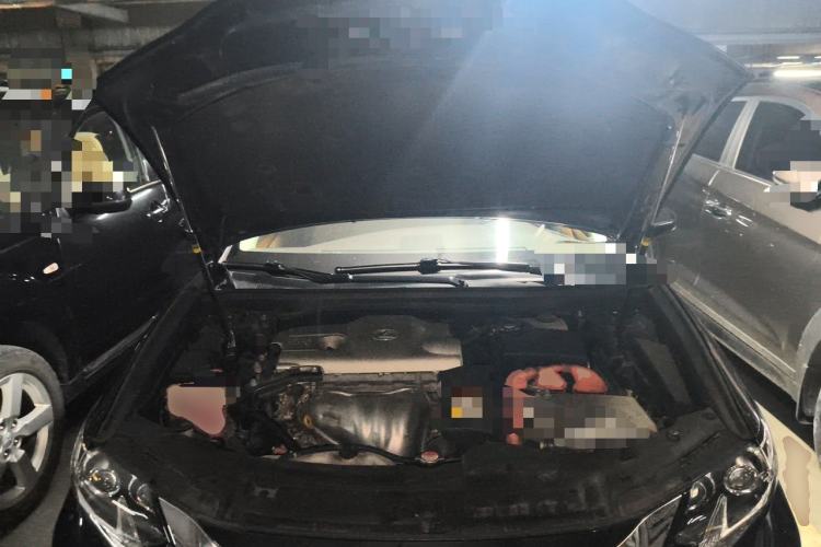 Used Lexus ES 2015 300h Luxury Edition Engine Bay