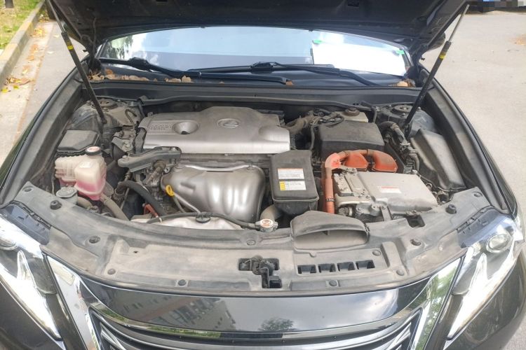 Used Lexus ES 2015 300h Comfort Edition Engine Bay