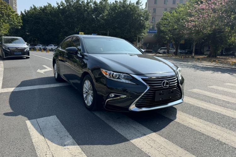Used Lexus ES 2015 250 Elegant Edition Exterior 4