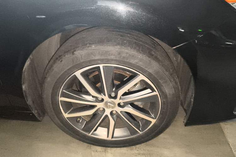 Used Lexus ES 2015 300h Luxury Edition Exterior 7