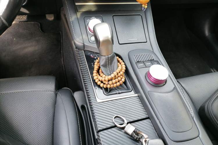 Used Lexus ES 2015 200 Elite Edition Gear Lever