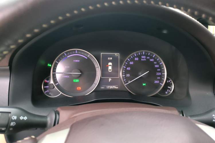 Used Lexus ES 2015 300h Comfort Edition Instrument Cluster