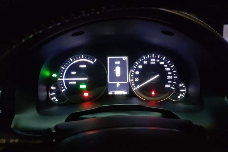 Used Lexus ES 2015 300h Comfort Edition Instrument Cluster