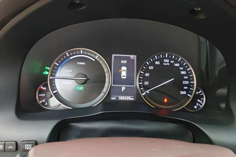 Used Lexus ES 2015 300h Comfort Edition Instrument Cluster
