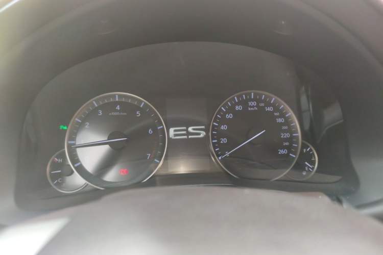 Used Lexus ES 2015 200 Elite Edition Instrument Cluster