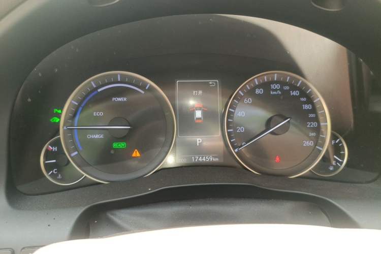 Used Lexus ES 2015 300h Comfort Edition Instrument Cluster