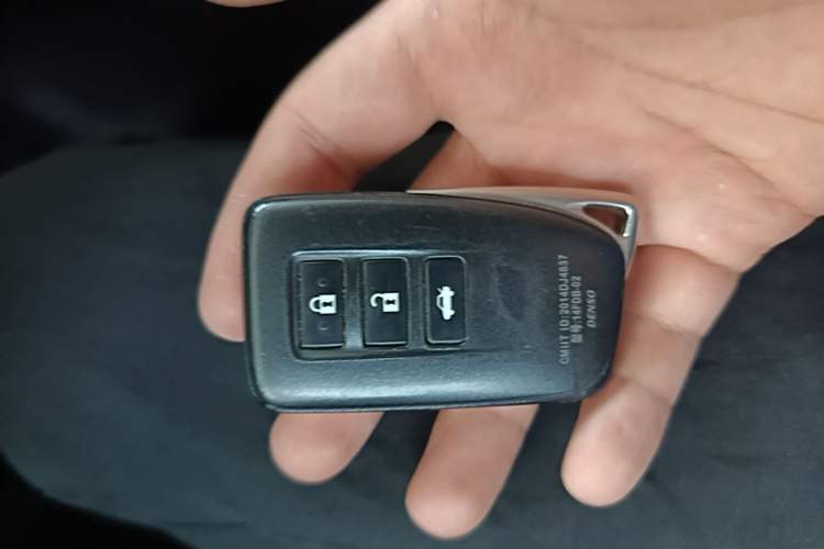 Used Lexus ES 2015 200 Elite Edition Interior 1