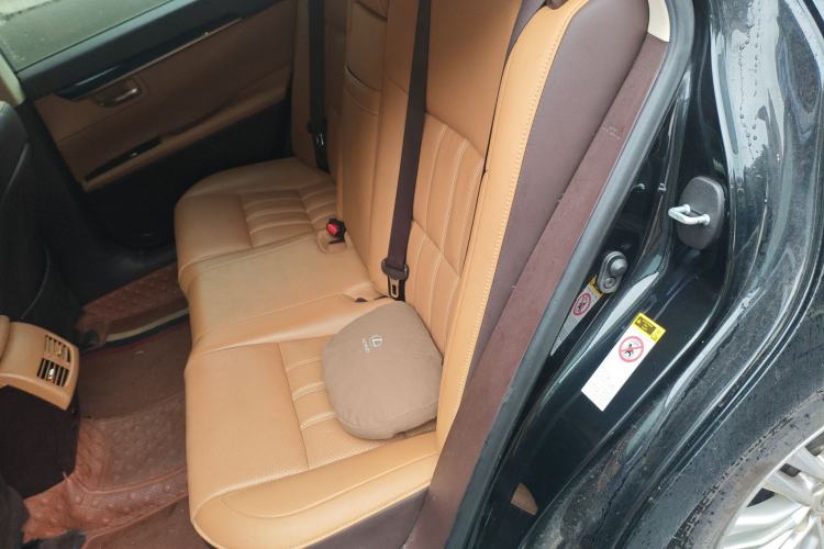 Used Lexus ES 2015 200 Elite Edition Interior 4