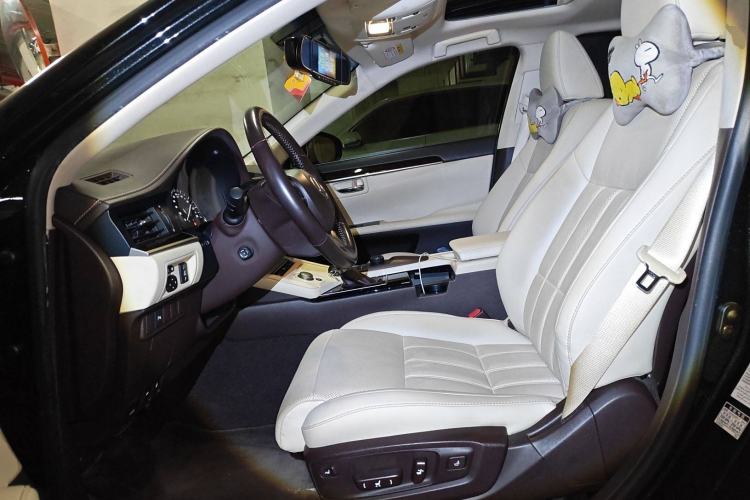 Used Lexus ES 2015 250 Elegant Edition Left Front Seat
