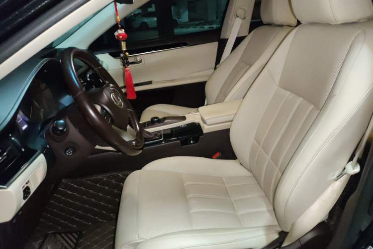 Used Lexus ES 2015 300h Comfort Edition Left Front Seat