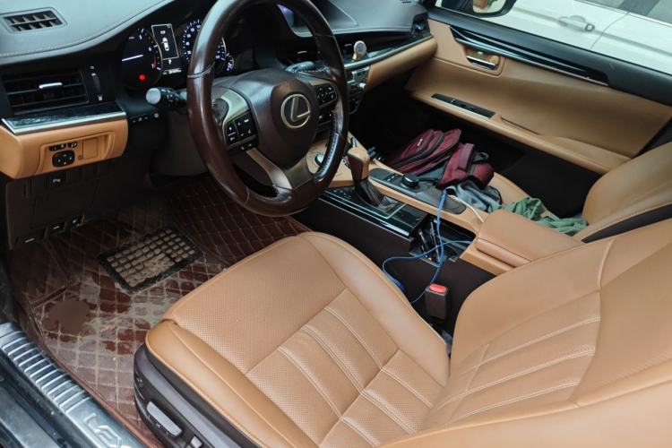 Used Lexus ES 2015 200 Elite Edition Left Front Seat