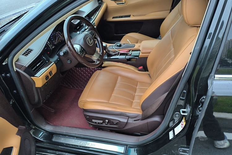 Used Lexus ES 2015 250 Elegant Edition Left Front Seat