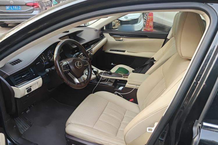 Used Lexus ES 2015 200 Elite Edition Left Front Seat