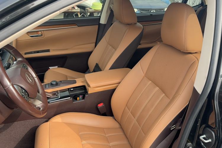 Used Lexus ES 2015 250 Elegant Edition Left Front Seat