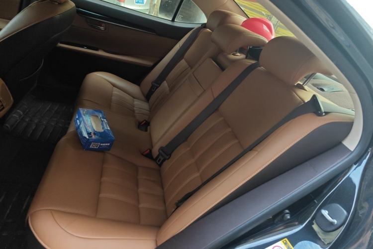 Used Lexus ES 2015 200 Elite Edition Left Rear Seat