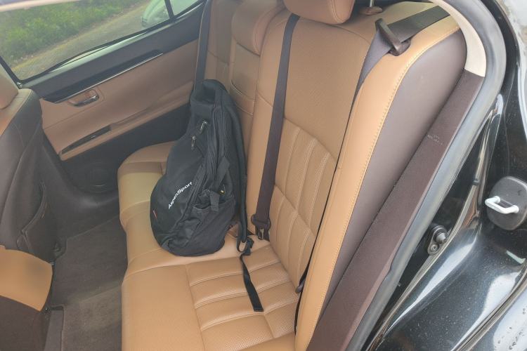 Used Lexus ES 2015 200 Elite Edition Left Rear Seat