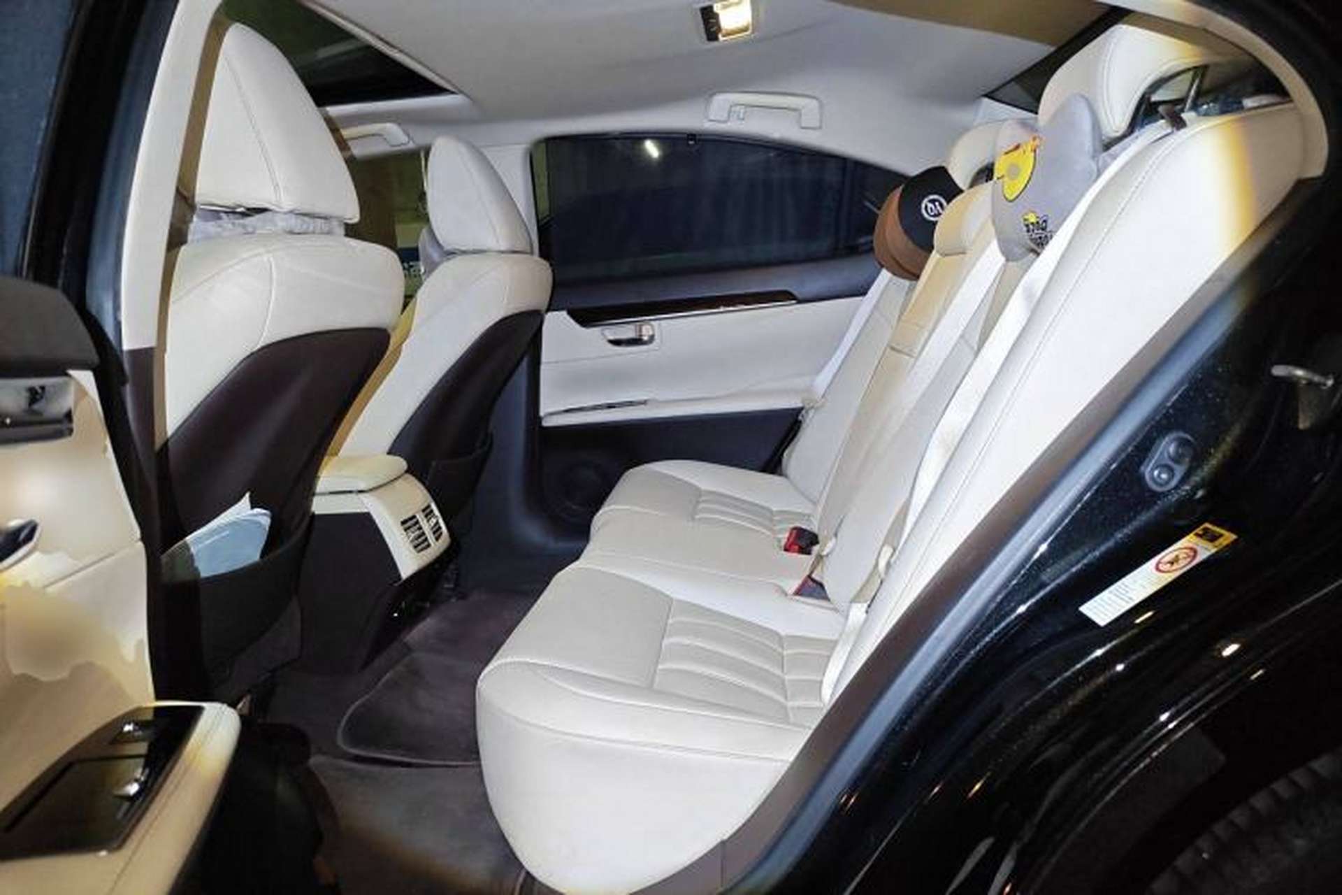 Used Lexus ES 2015 250 Elegant Edition Left Rear Seat