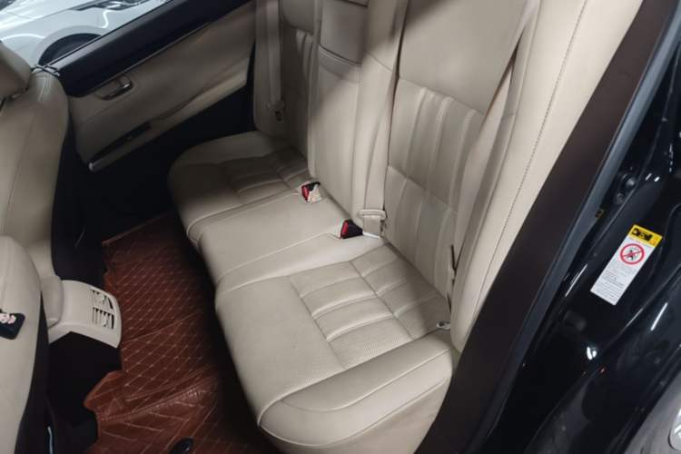 Used Lexus ES 2015 200 Elite Edition Left Rear Seat