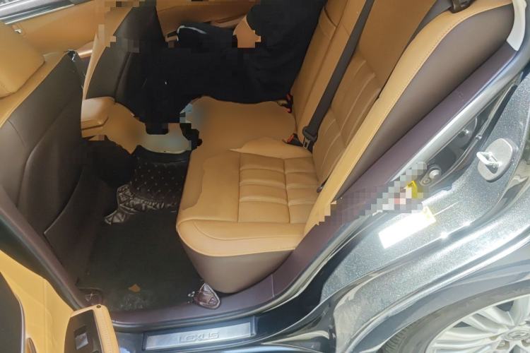 Used Lexus ES 2015 200 Elite Edition Left Rear Seat