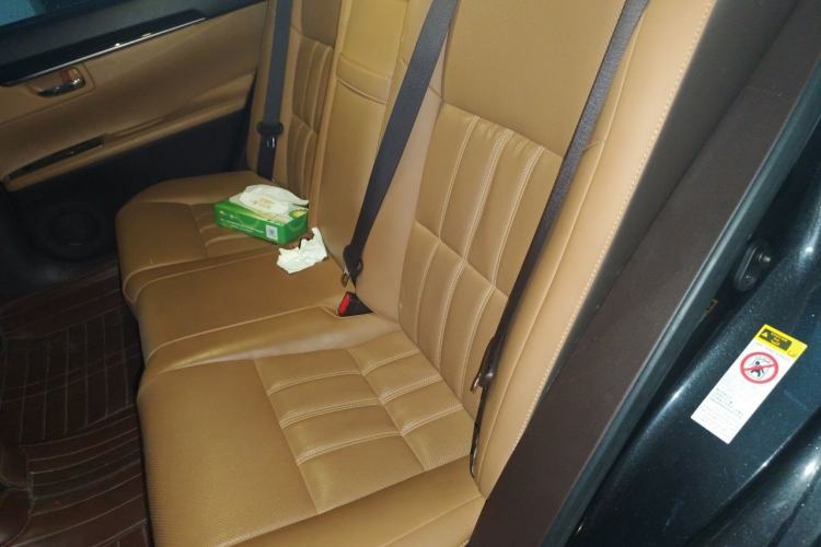 Used Lexus ES 2015 250 Elegant Edition Left Rear Seat