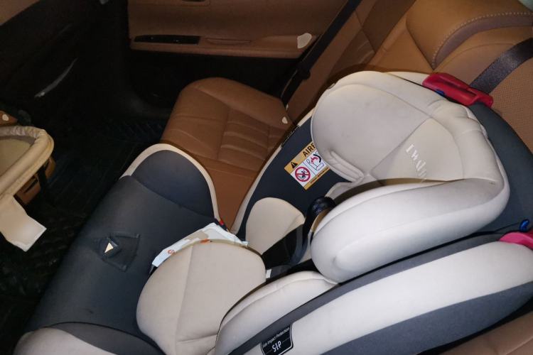 Used Lexus ES 2015 200 Comfort Edition Left Rear Seat