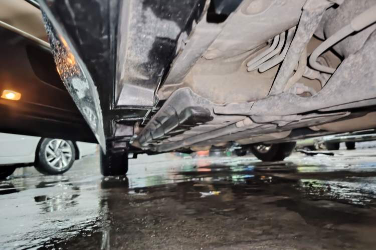 Used Lexus ES 2015 200 Elite Edition Left Side Sill