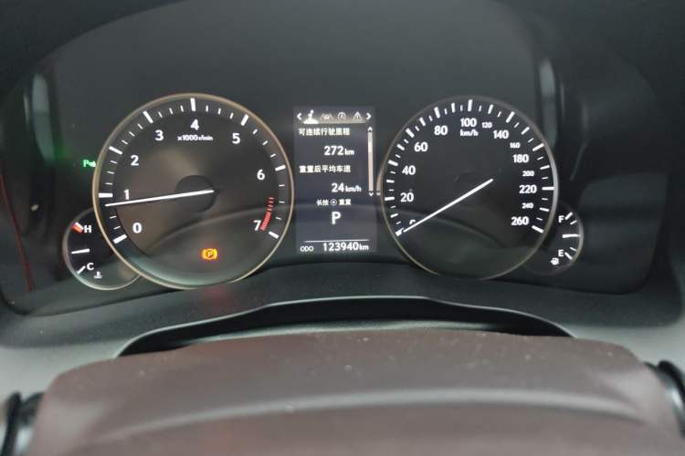 Used Lexus ES 2015 200 Elite Edition Odometer Close Up
