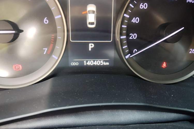 Used Lexus ES 2015 200 Elite Edition Odometer Close Up