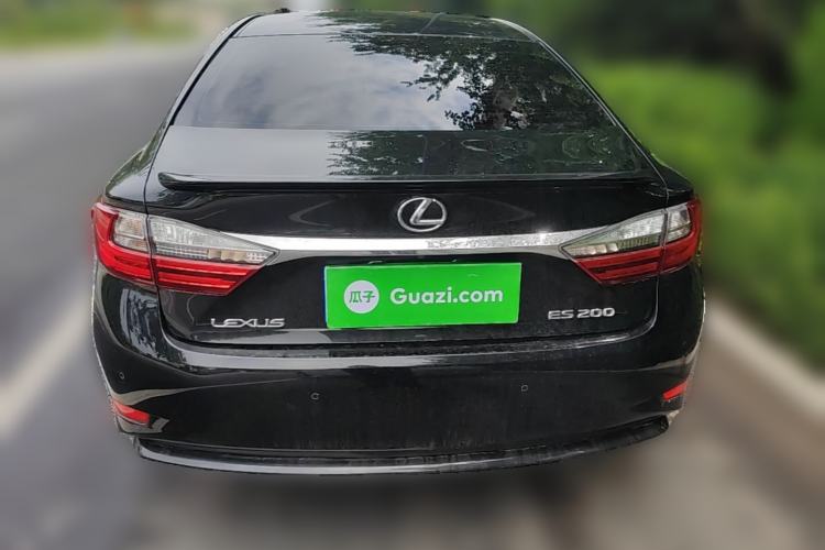 Used Lexus ES 2015 200 Comfort Edition Rear