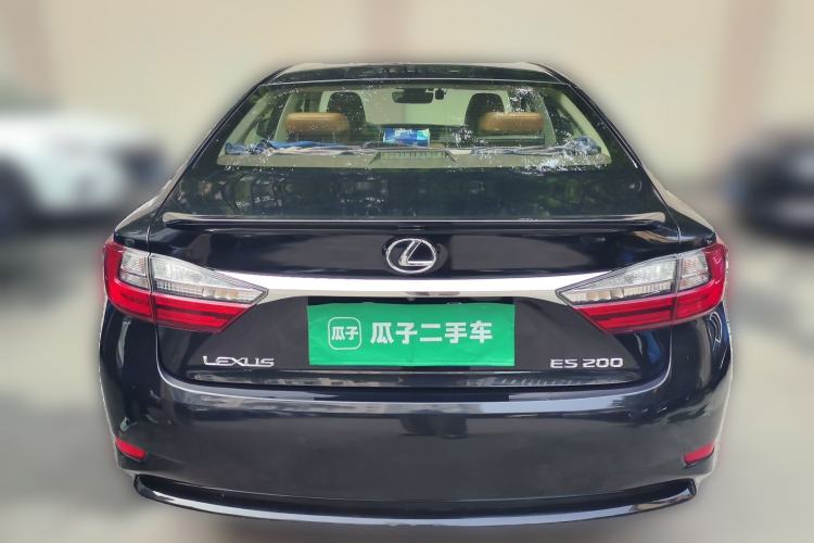 Used Lexus ES 2015 200 Comfort Edition Rear
