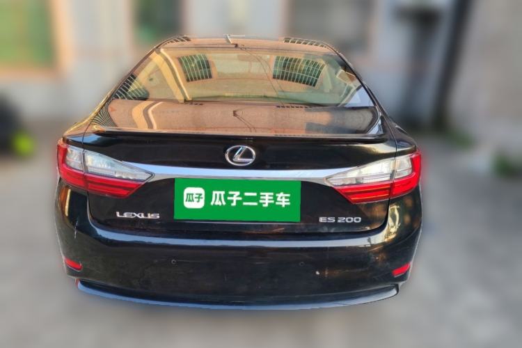 Used Lexus ES 2015 200 Elite Edition Rear