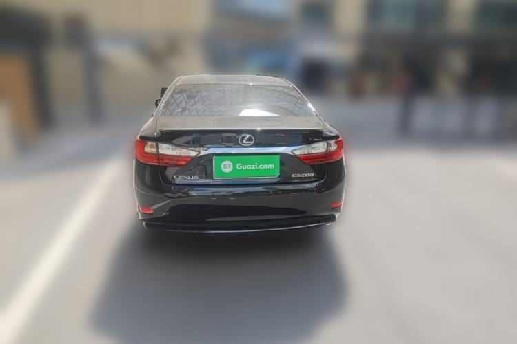 Used Lexus ES 2015 200 Elite Edition Rear