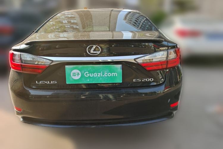 Used Lexus ES 2015 200 Elite Edition Rear