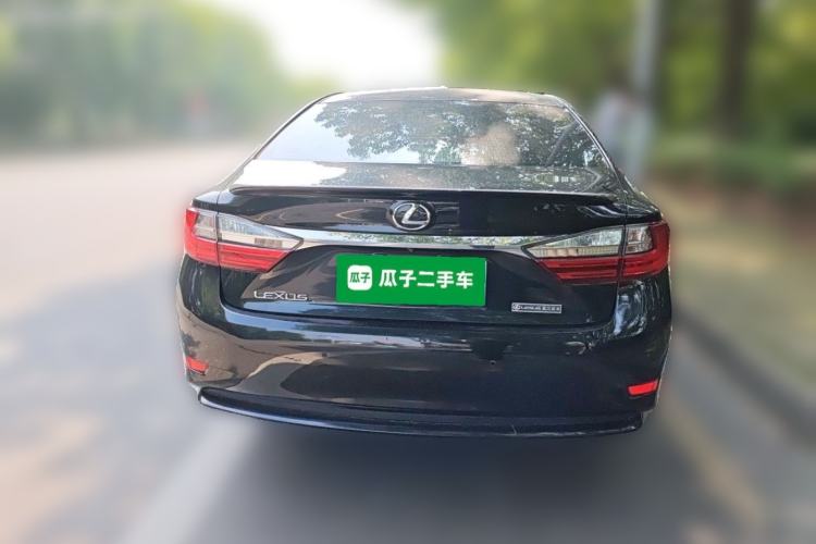 Used Lexus ES 2015 200 Comfort Edition Rear