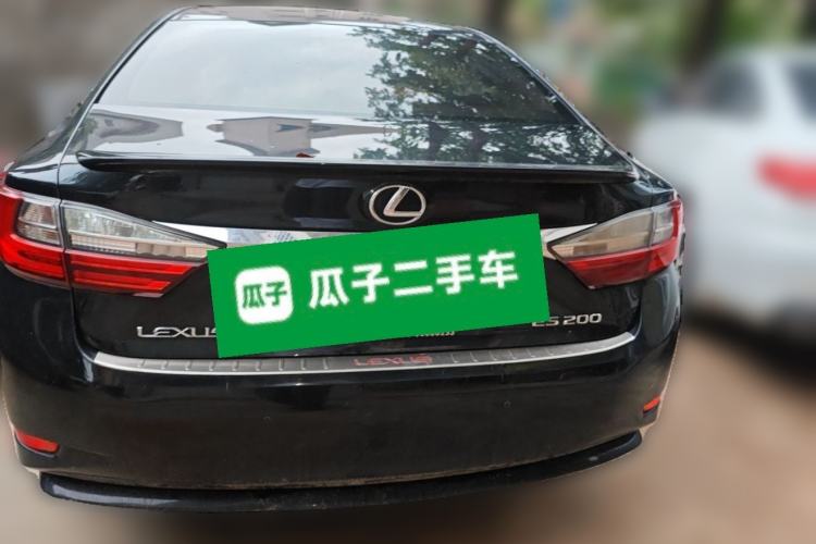 Used Lexus ES 2015 200 Elite Edition Rear
