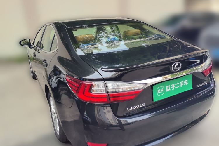 Used Lexus ES 2015 200 Comfort Edition Rear Left 45 Deg