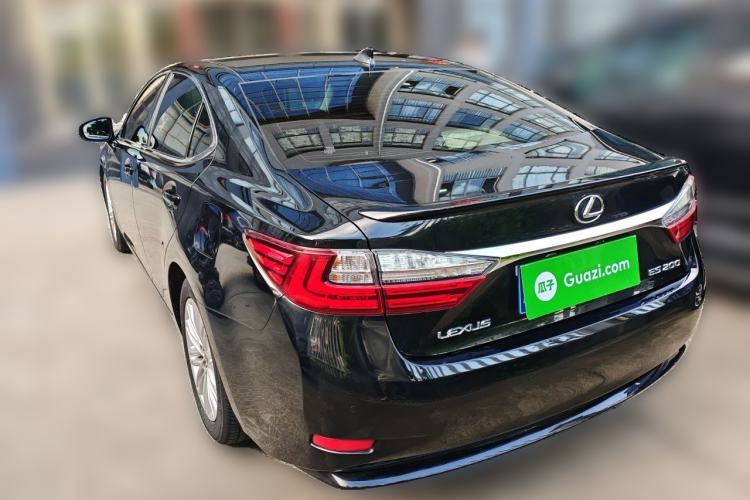 Used Lexus ES 2015 200 Elite Edition Rear Left 45 Deg